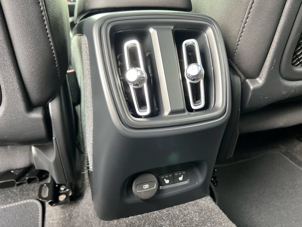 Certified 2023 Volvo XC40 Recharge Plus w/ Protection Package Premier AWD/4WD image 23
