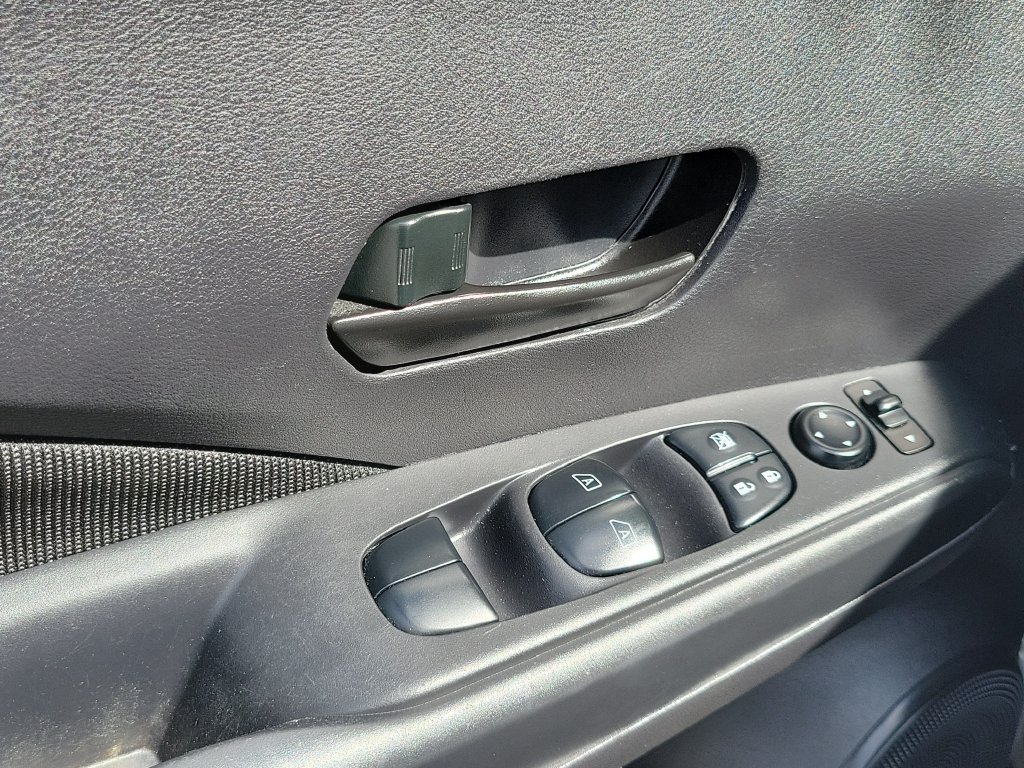 Certified 2024 Nissan Kicks S FWD image 15