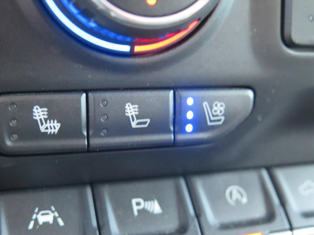 Used 2019 Chevrolet Silverado 1500 LTZ AWD/4WD image 14