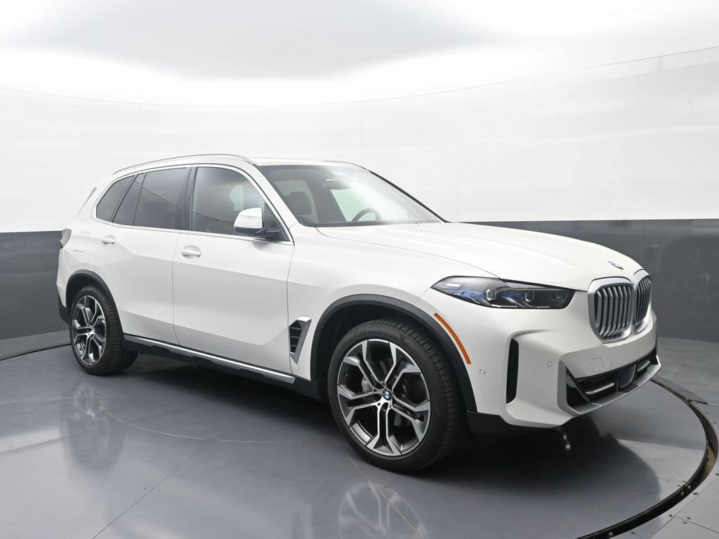 New 2026 BMW X5 xDrive40i AWD/4WD image 3