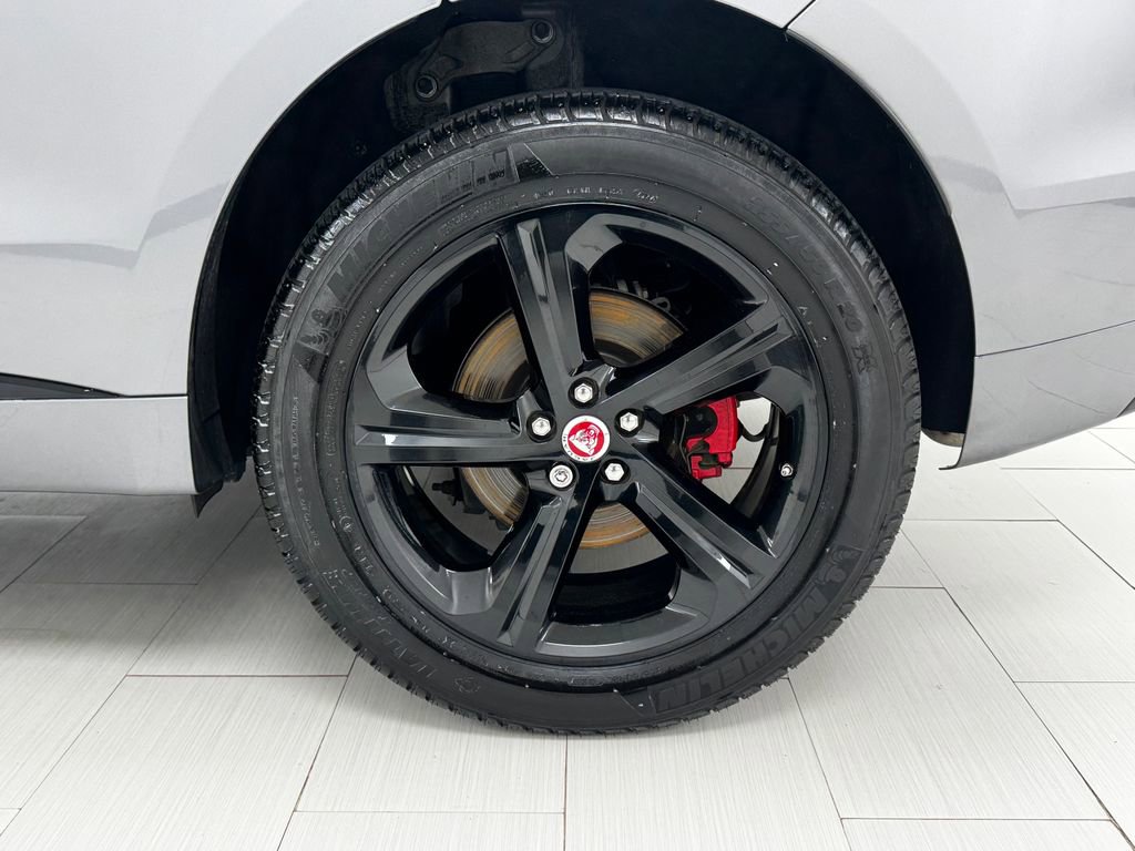 Used 2020 Jaguar F-PACE S image 42