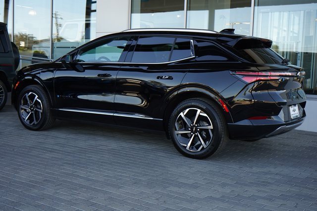 New 2025 Chevrolet Equinox EV LT image 6