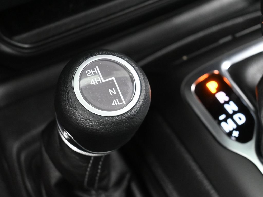 New 2026 Jeep Gladiator Sport AWD/4WD image 22