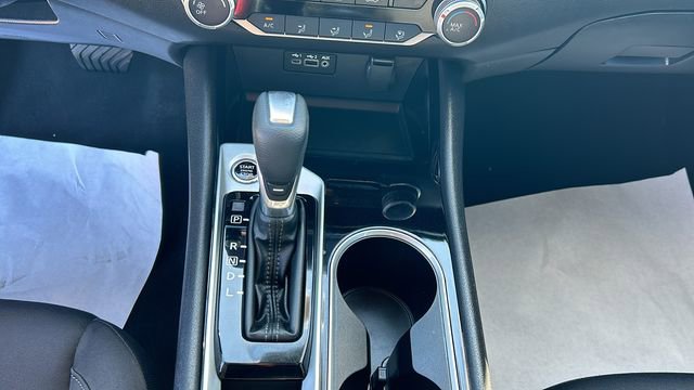 Used 2024 Nissan Altima 2.5 SV FWD image 22