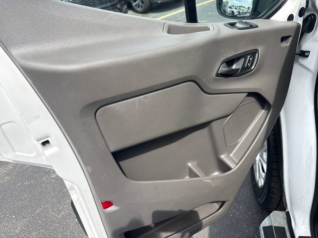 Used 2024 Ford Transit 250 Low Roof w/ Exterior Upgrade Package RWD image 29