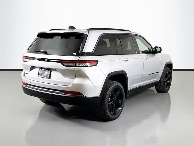 New 2026 Jeep Grand Cherokee Limited w/ Limited Altitude Package AWD/4WD image 7