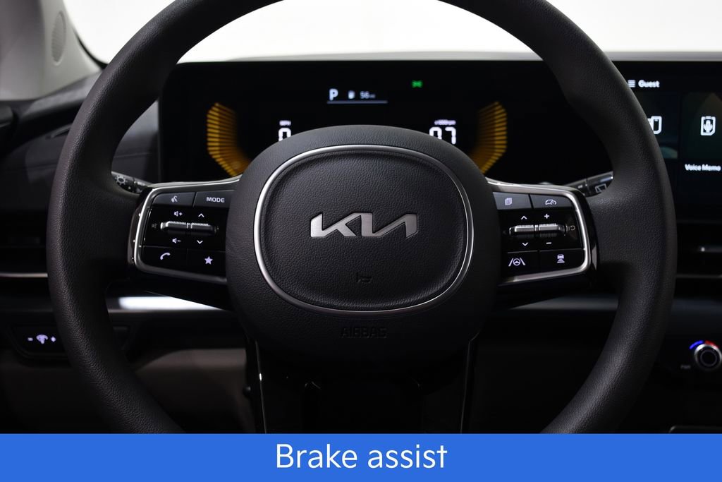 New 2026 Kia Carnival LX image 11