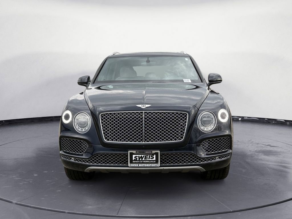 Used 2019 Bentley Bentayga AWD/4WD image 15