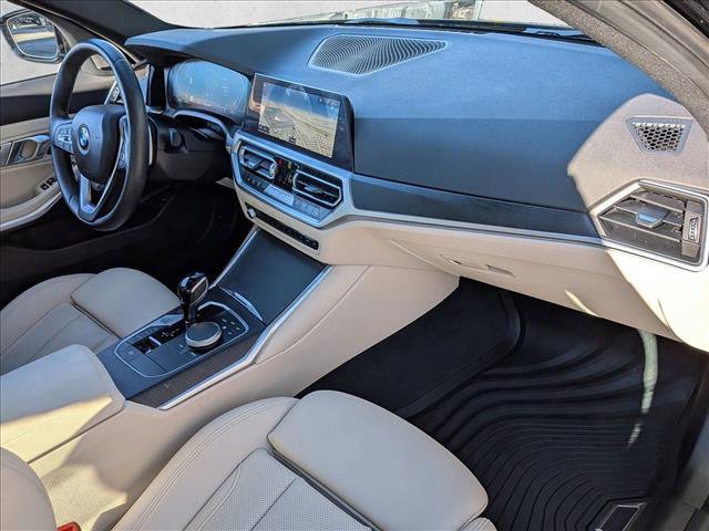 Used 2022 BMW 330i xDrive Sedan w/ Driving Assistance Package image 26