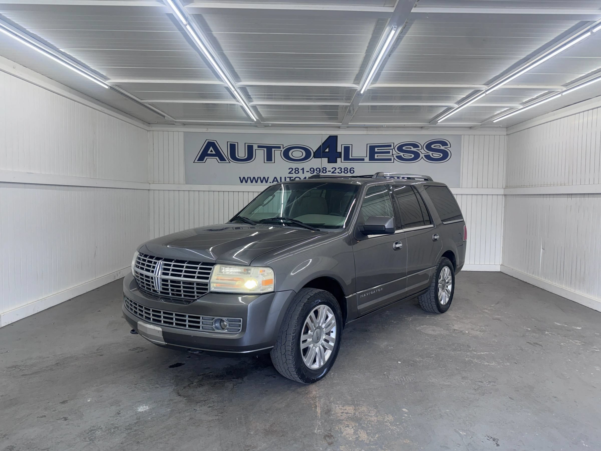 Used 2014 Lincoln Navigator 4WD