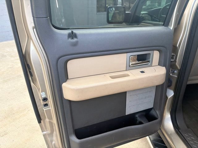 Used 2011 Ford F150 XLT w/ XLT Chrome Pkg AWD/4WD image 15