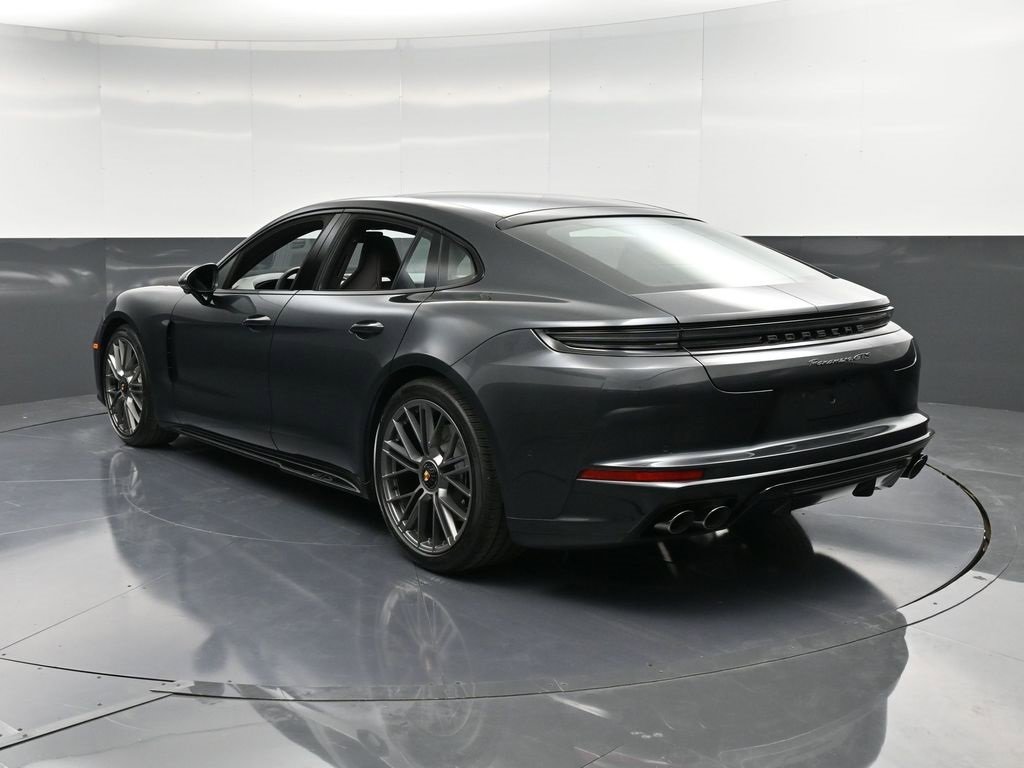 New 2026 Porsche Panamera GTS image 3