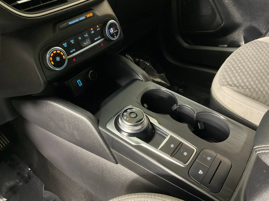 Used 2020 Ford Escape SE FWD image 18