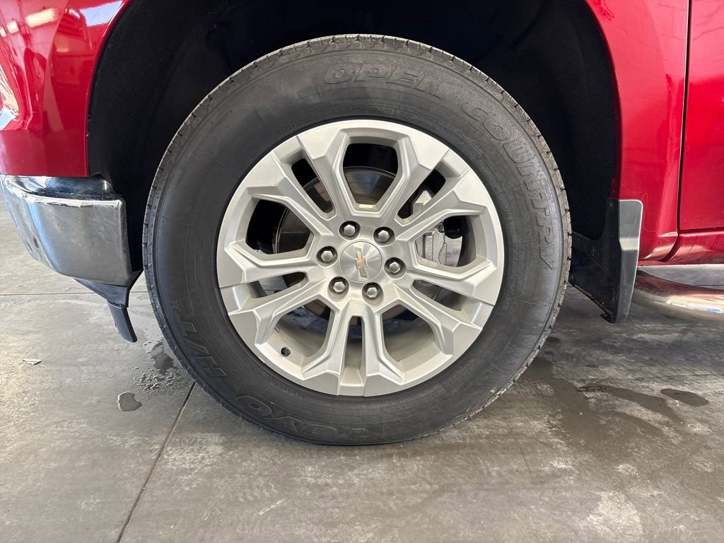 Used 2023 Chevrolet Silverado 1500 LTZ image 28