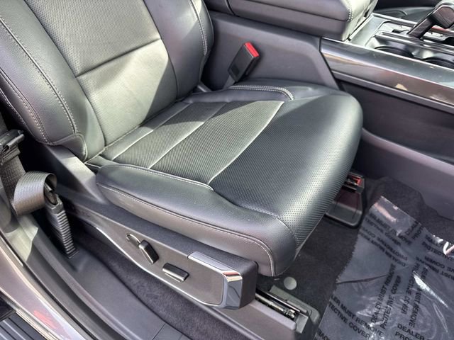 Used 2023 Ford F150 Lariat w/ Equipment Group 502A High image 13