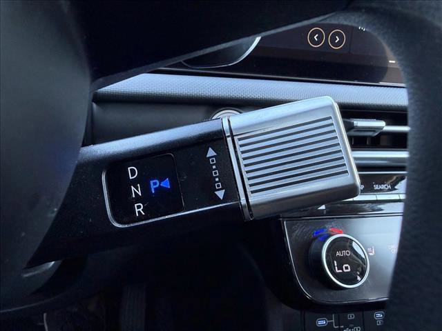 Used 2025 Hyundai Tucson Blue AWD/4WD image 16