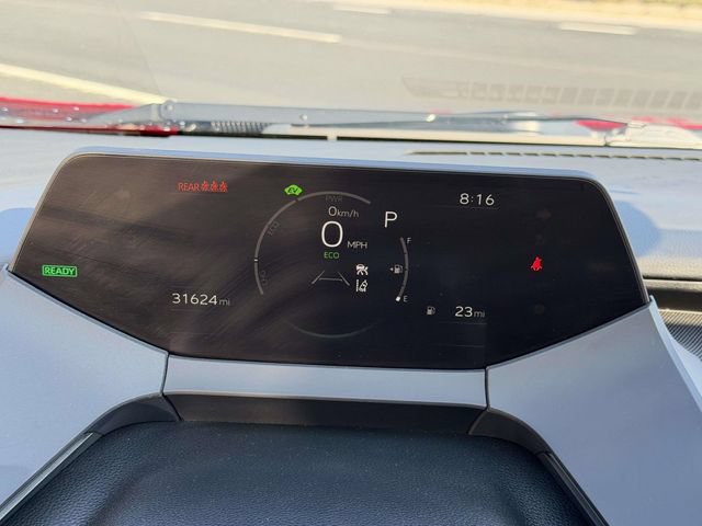 Used 2024 Toyota Prius LE FWD image 25