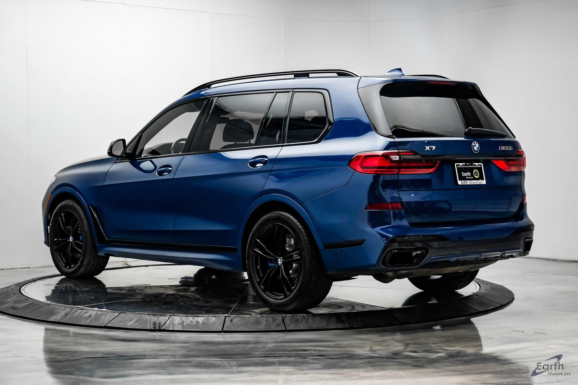Used 2022 BMW X7 M50i w/ Dynamic Handling Package AWD/4WD image 8