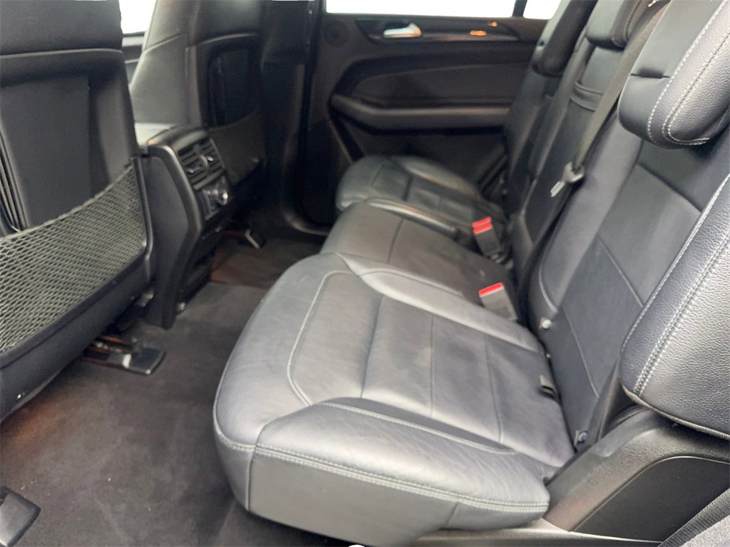 Used 2018 Mercedes-Benz GLS 450 4MATIC image 32