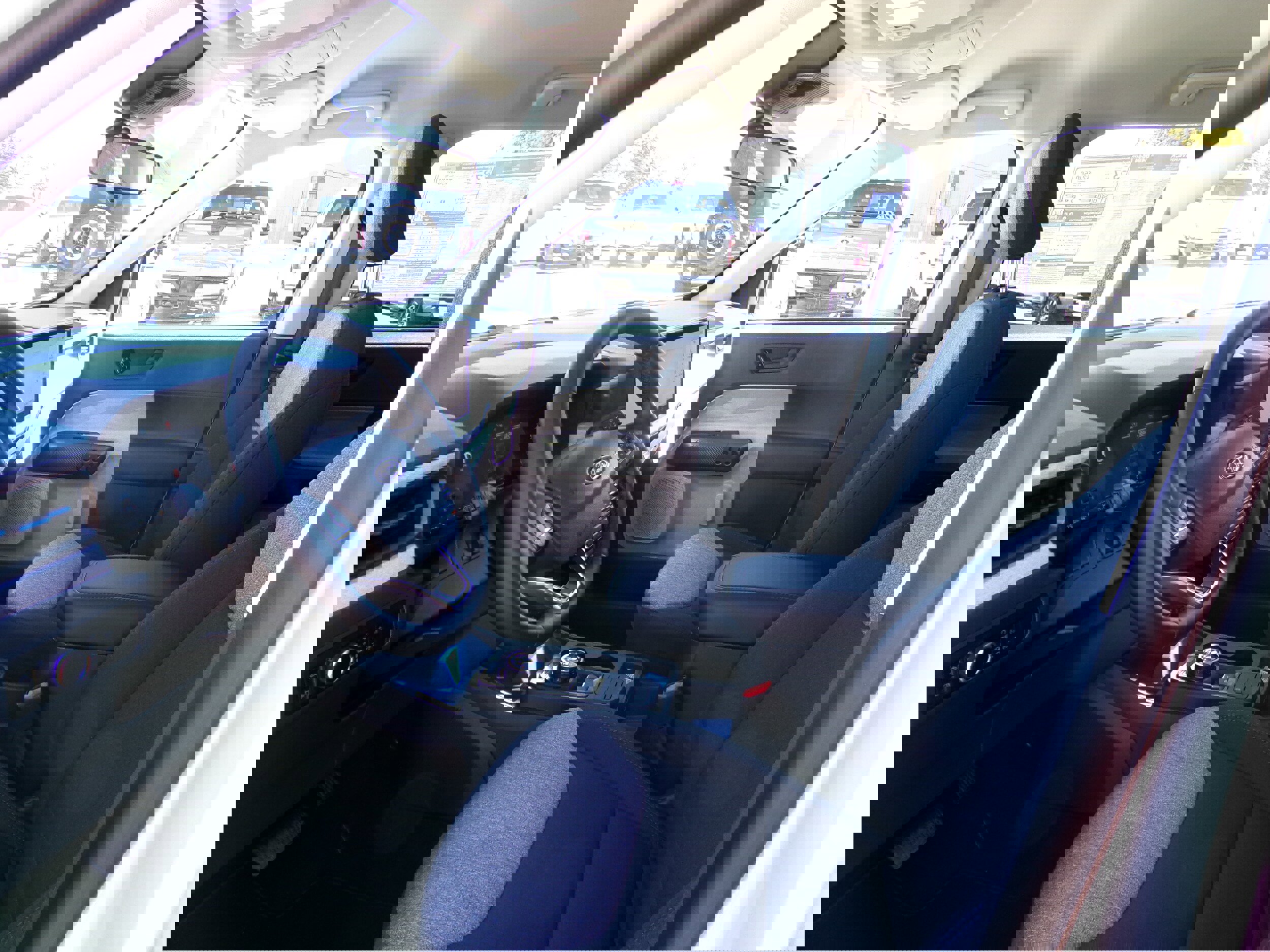 New 2025 Ford Maverick XLT image 33