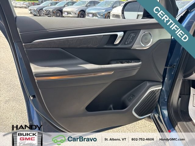 Certified 2026 Buick Enclave Avenir w/ Super Cruise Package AWD/4WD image 16