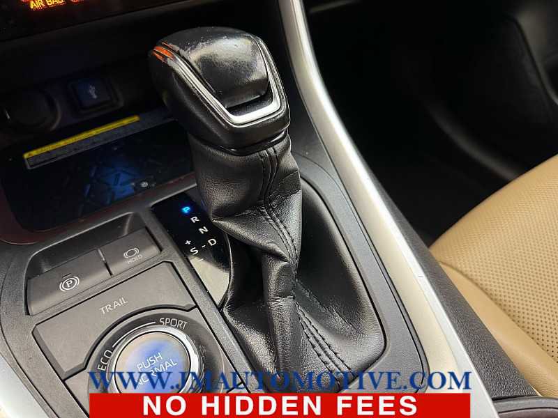 Used 2020 Toyota RAV4 Limited image 34