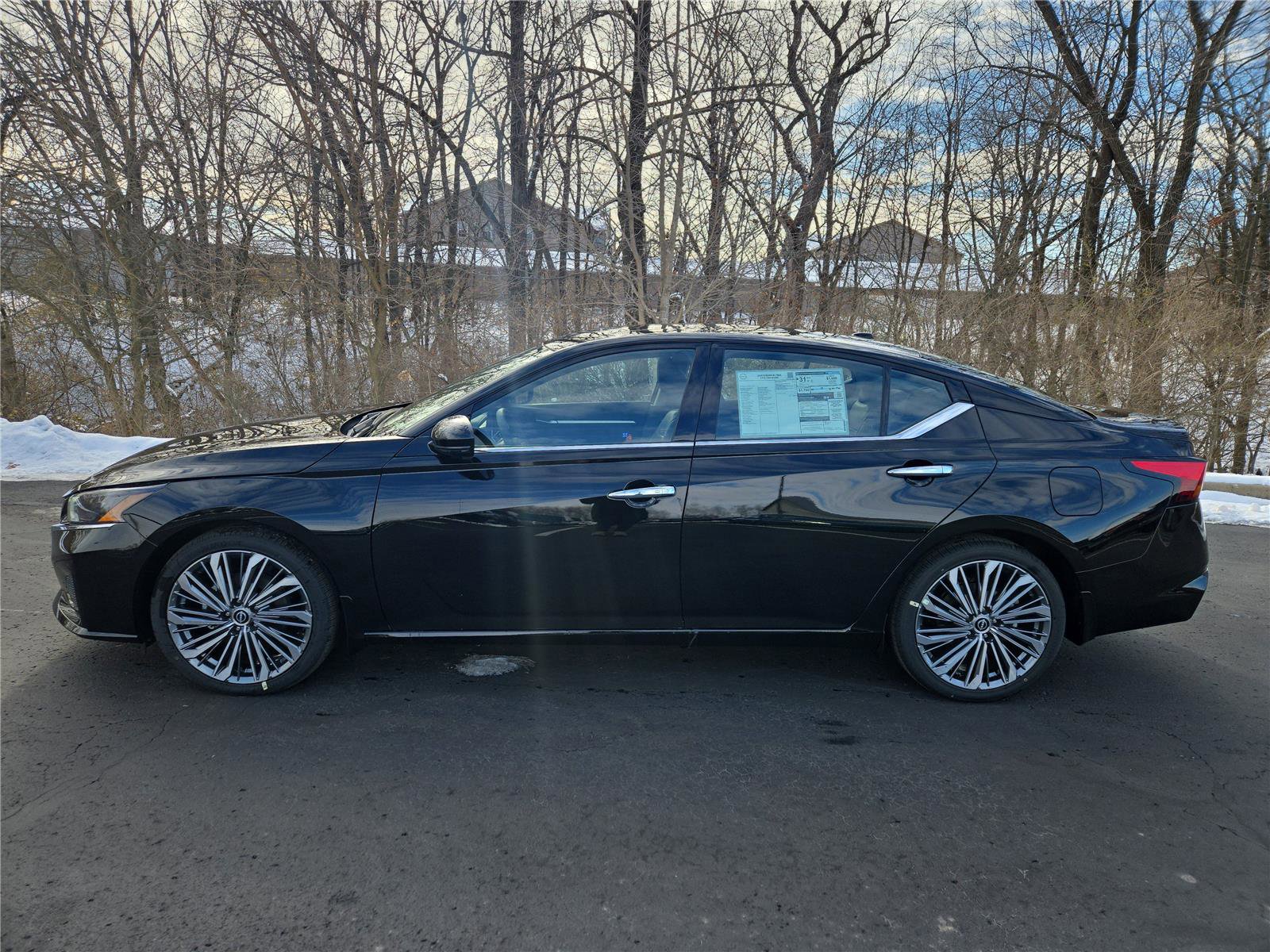 New 2025 Nissan Altima 2.5 SL FWD image 5