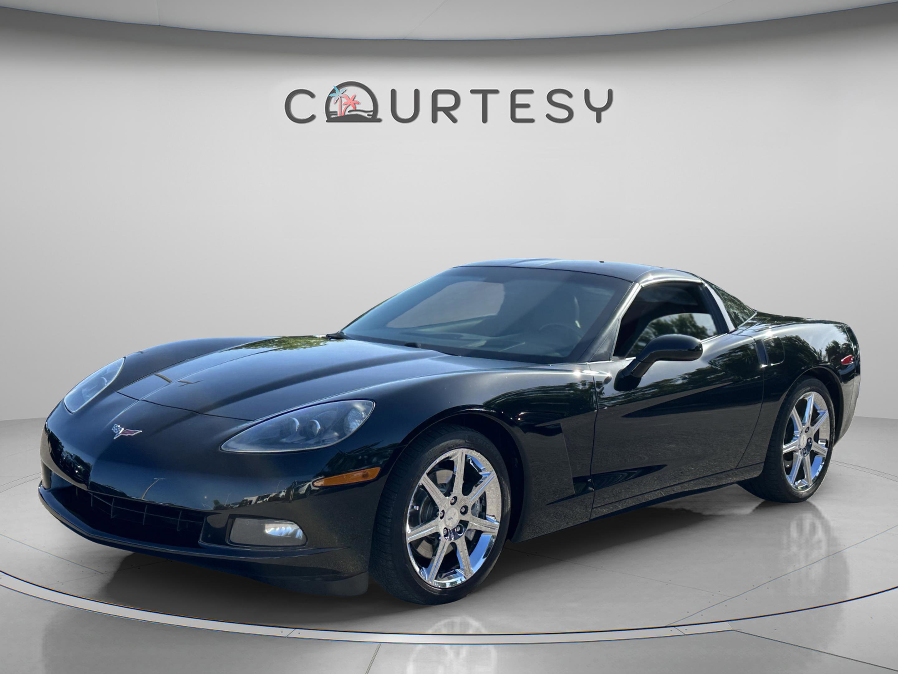 Used 2006 Chevrolet Corvette Coupe w/ Preferred Equipment Group image 1