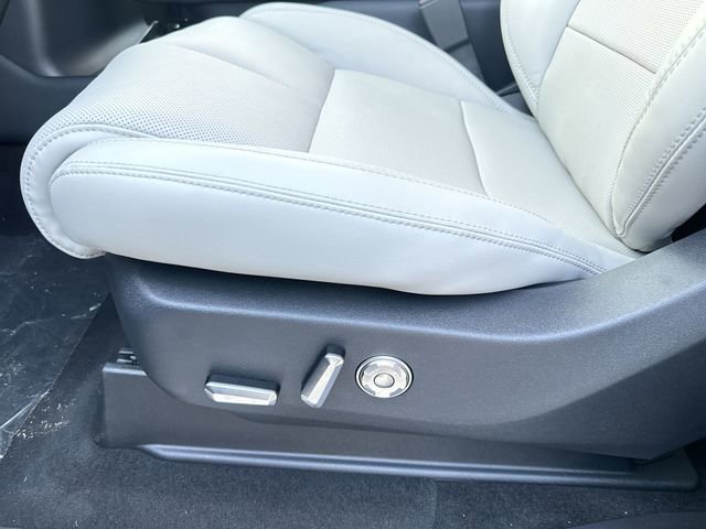 New 2026 Lincoln Navigator L Reserve image 12