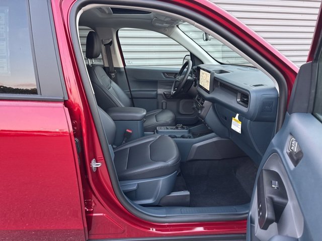 New 2025 Ford Maverick Lariat w/ Black Appearance Package image 34