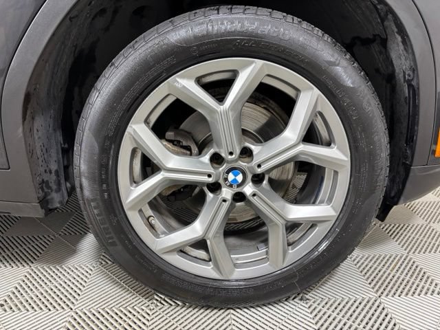 Used 2024 BMW X4 xDrive30i w/ Premium Package AWD/4WD image 22