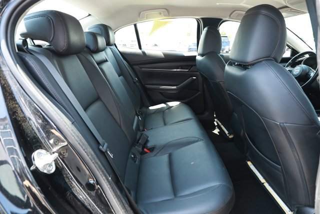 Used 2024 MAZDA MAZDA3 s FWD image 21