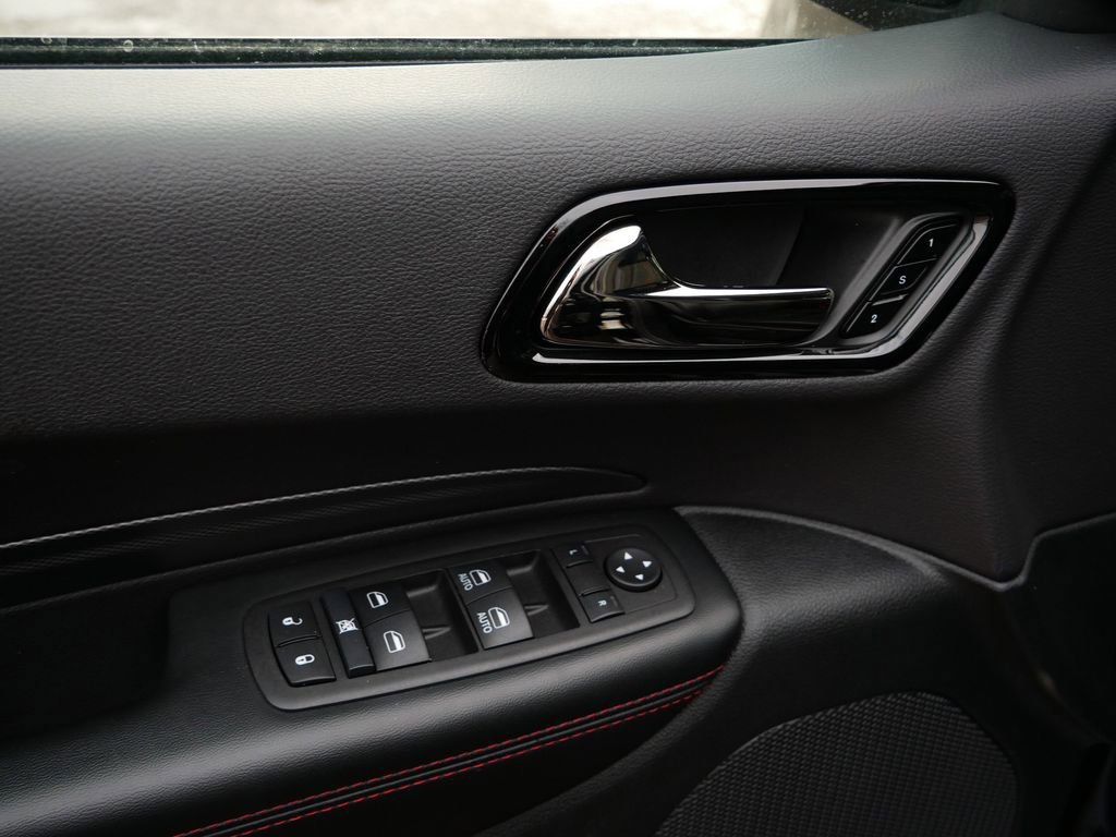 Used 2025 Dodge Durango GT image 16