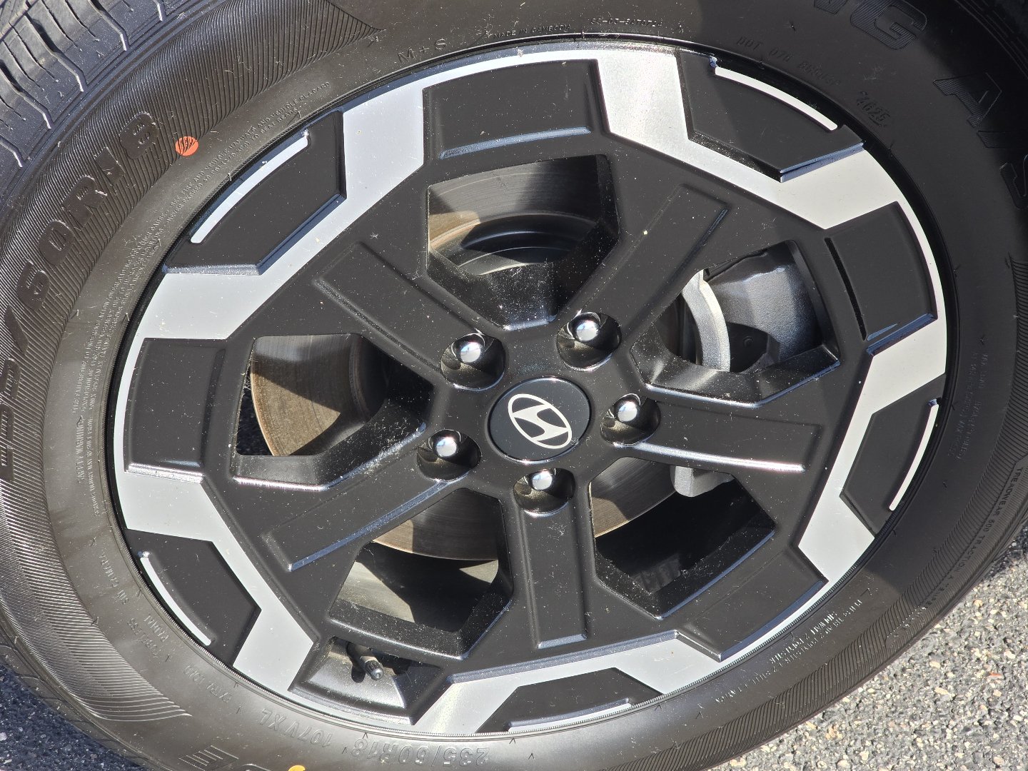 Used 2025 Hyundai Santa Fe SEL AWD/4WD image 19