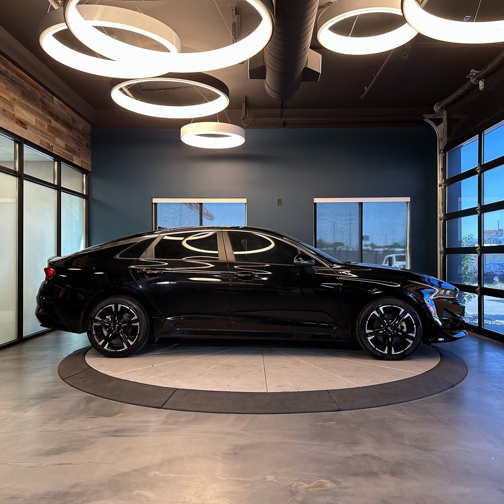 Used 2024 Kia K5 GT-Line w/ GT-Line Premium Package image 2