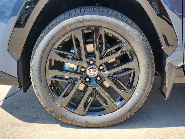 New 2026 Toyota RAV4 XSE w/ Weather Package AWD/4WD image 8
