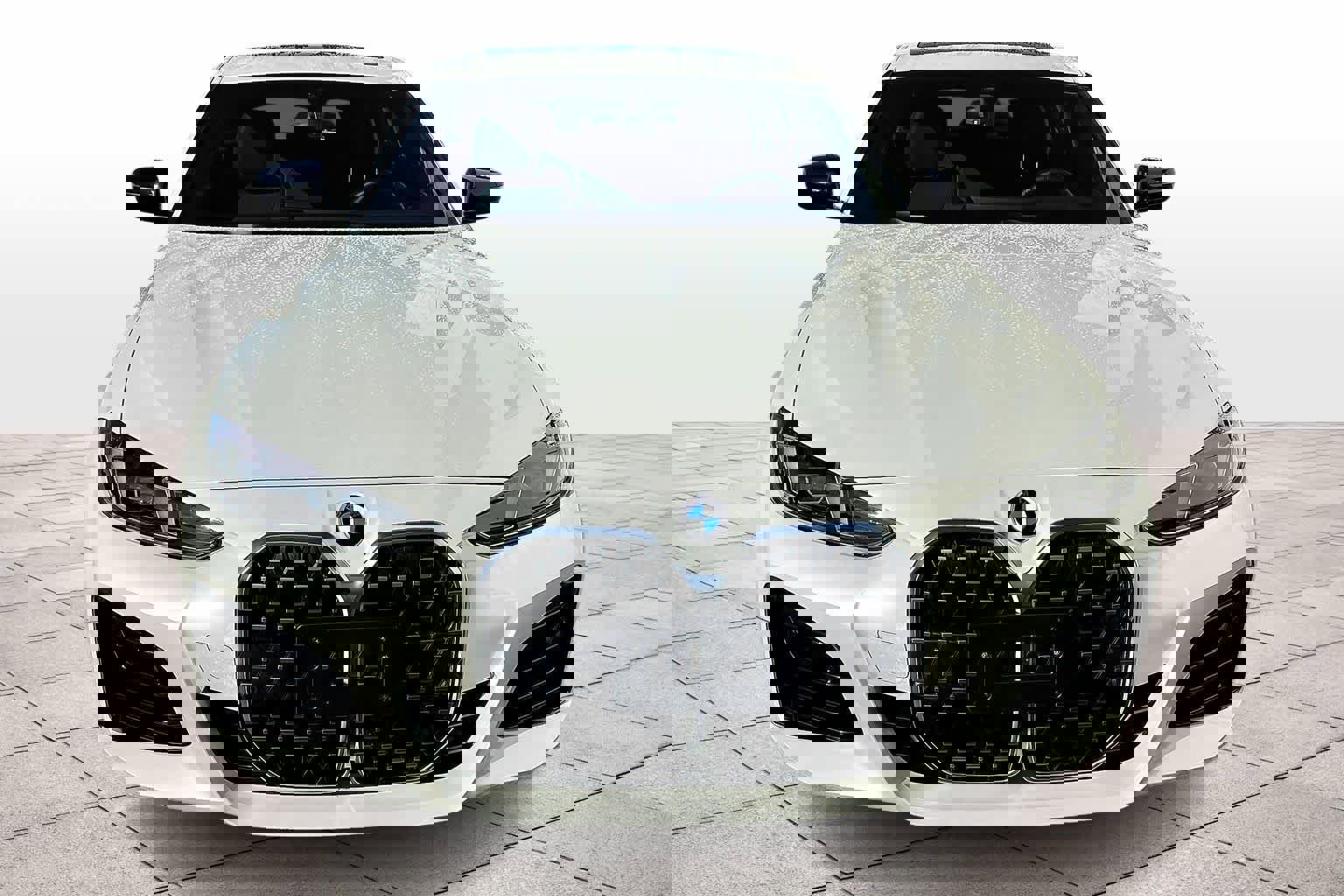 Used 2025 BMW 430i xDrive w/ M Sport Package image 3