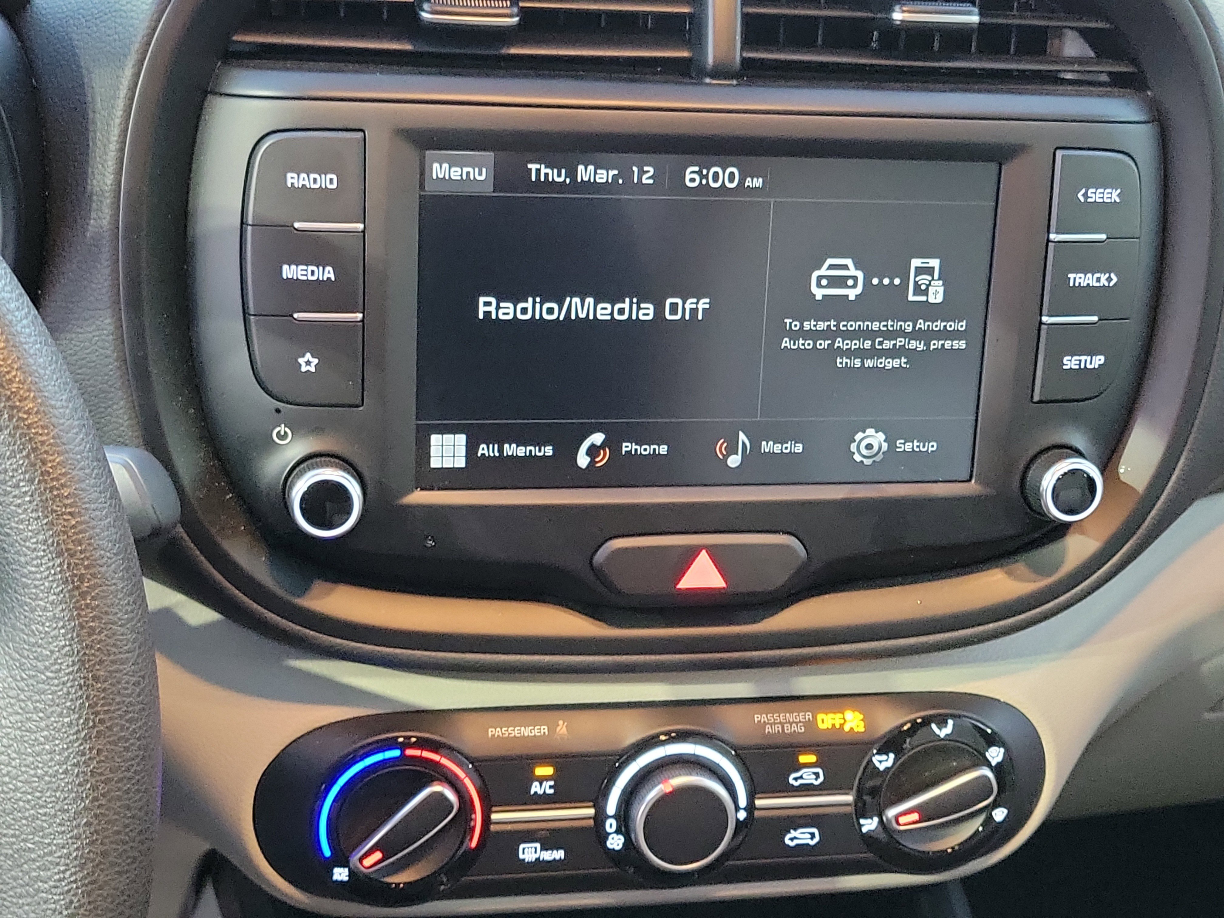 Used 2025 Kia Soul LX image 12