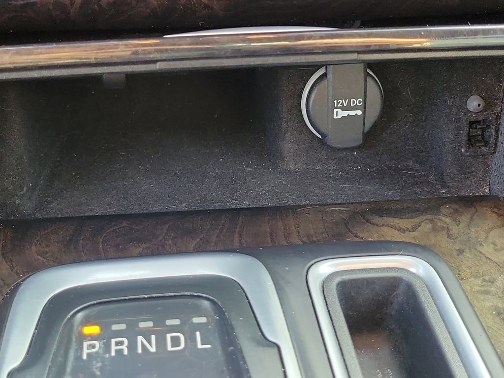 Used 2019 Chrysler 300 Limited image 29