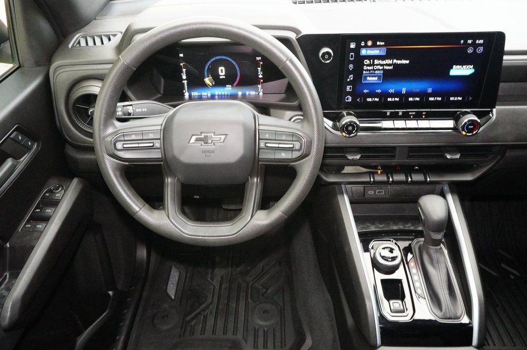 Used 2023 Chevrolet Colorado Trail Boss image 20