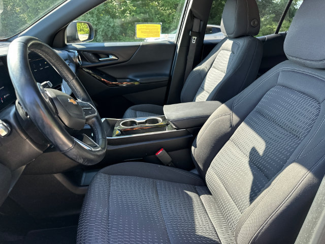 Certified 2025 Chevrolet Equinox LT w/ Safety and Technology Package AWD/4WD image 35