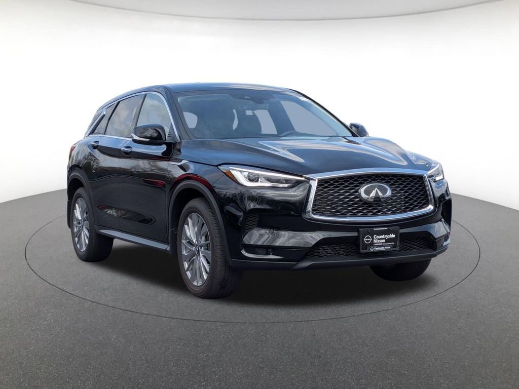 Used 2025 INFINITI QX50 Pure image 3