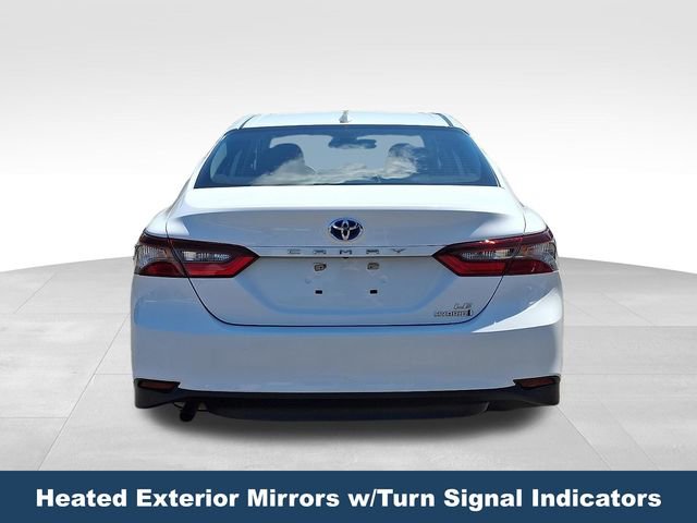 Used 2022 Toyota Camry LE FWD image 6