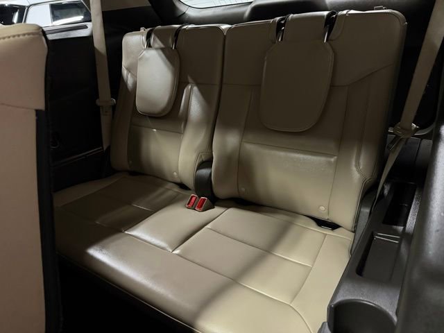 Used 2020 Ford Explorer Platinum w/ Premium Technology Package image 20