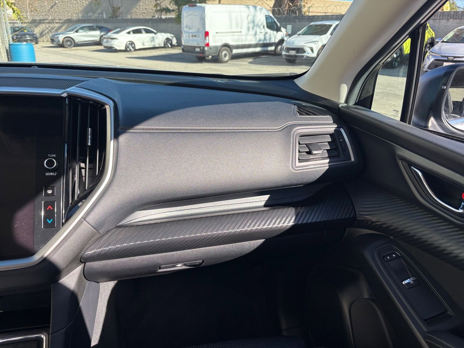 Used 2024 Subaru Ascent Premium w/ Convenience Package image 36