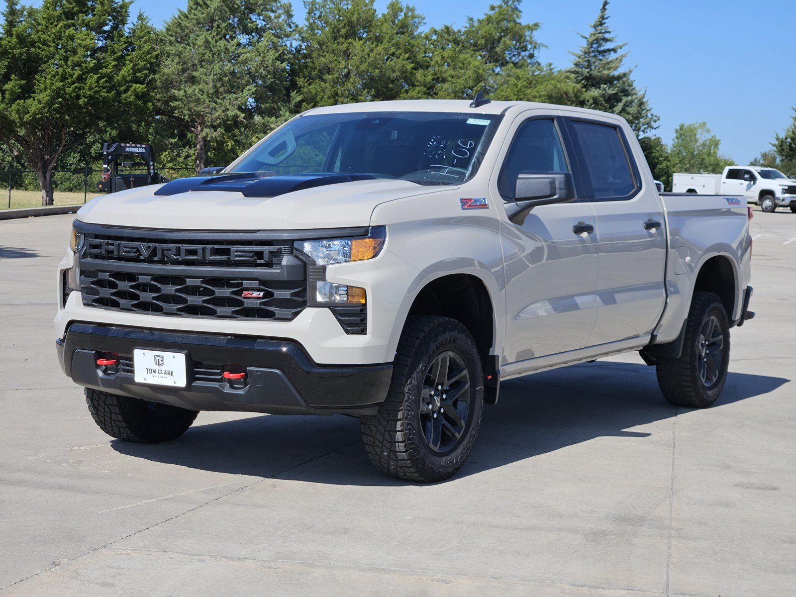 New 2026 Chevrolet Silverado 1500 Custom Trail Boss AWD/4WD image 2