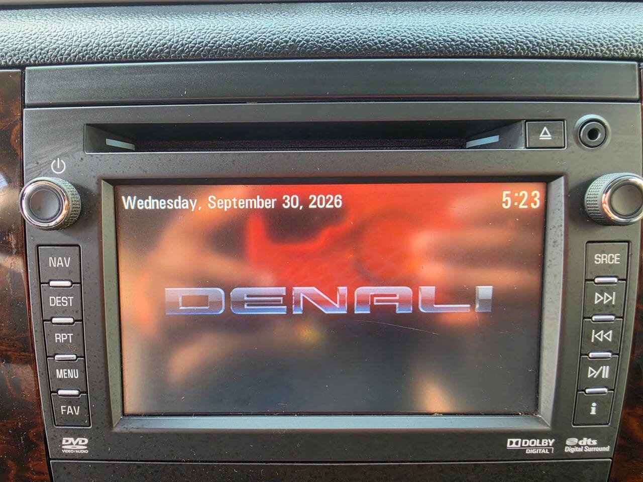 Used 2014 GMC Yukon Denali RWD image 31