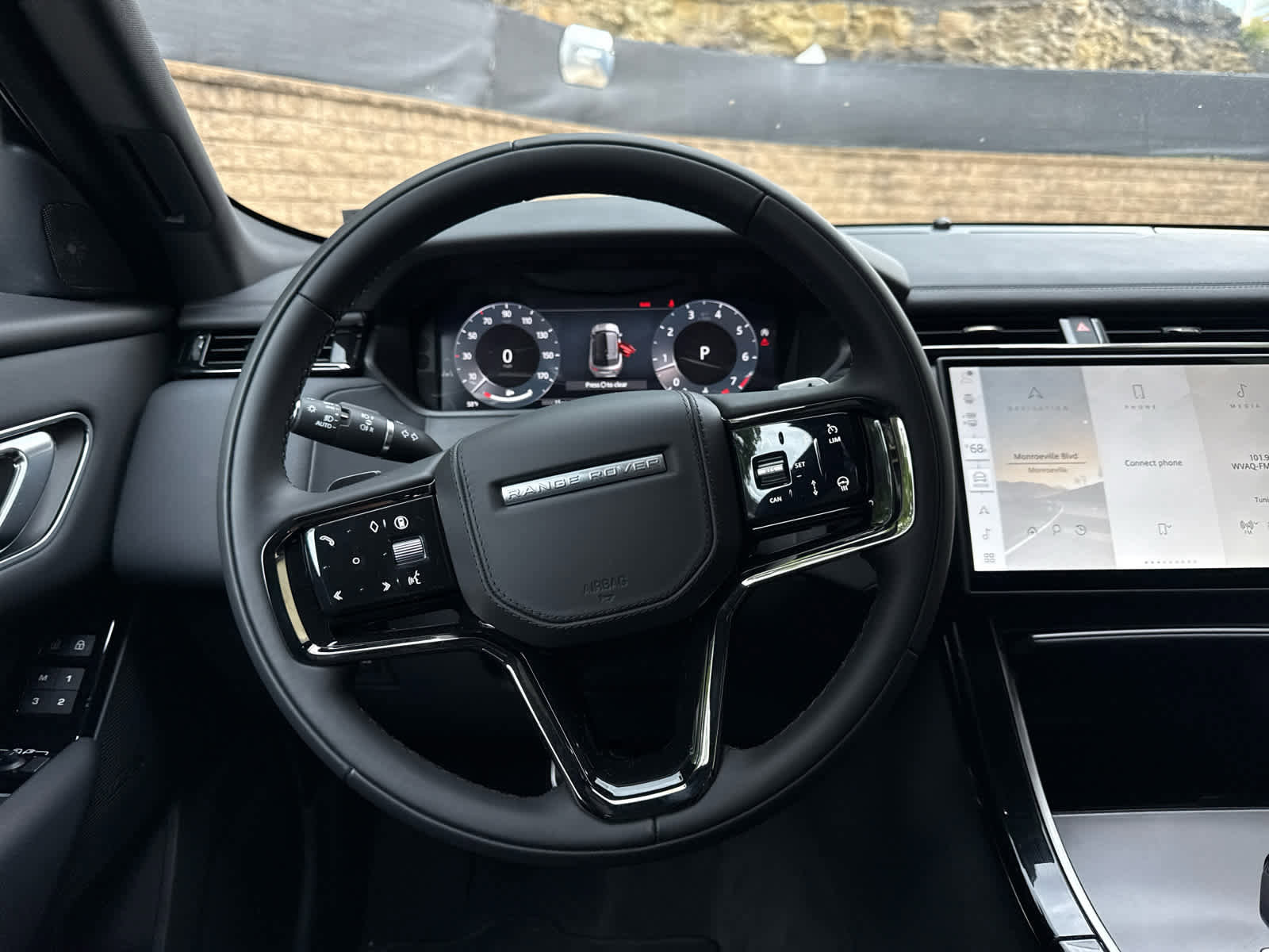 New 2026 Land Rover Range Rover Velar Dynamic SE image 10