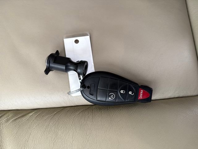 Used 2012 Jeep Grand Cherokee Limited w/ Trailer Tow Group IV image 30