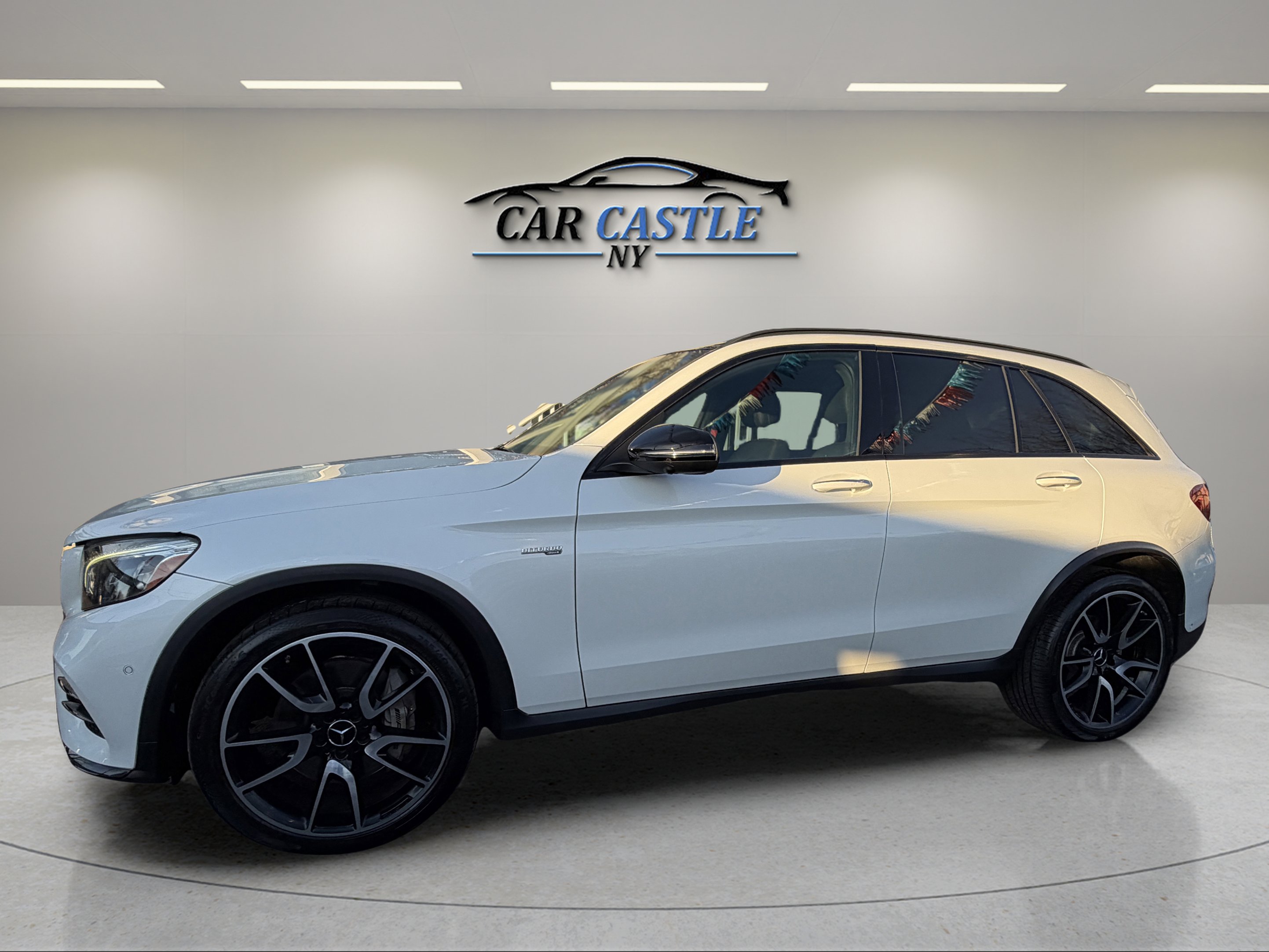 Used 2019 Mercedes-Benz GLC 43 AMG 4MATIC image 13